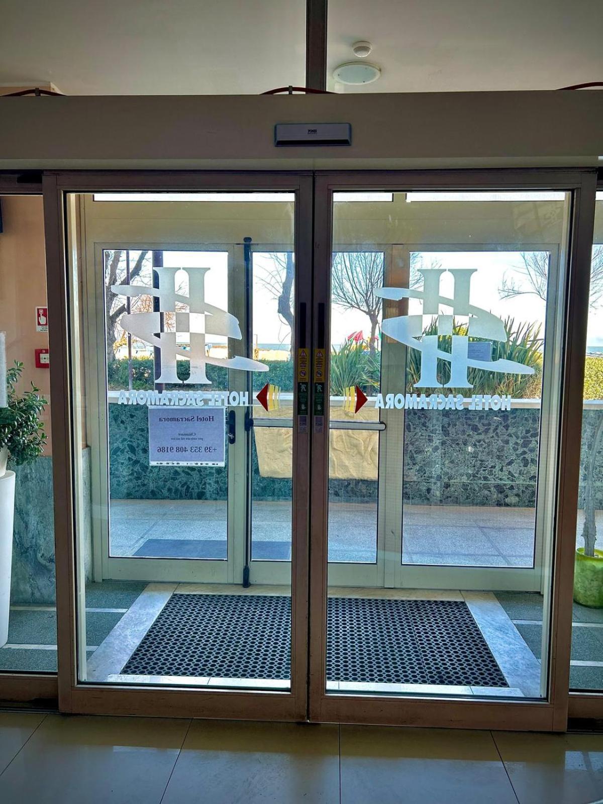 Hotel Sacramora Rimini Exterior photo